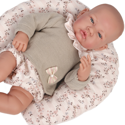 33116 Кукла младенец Оли в бежевом, 40 см, мягконабивная
